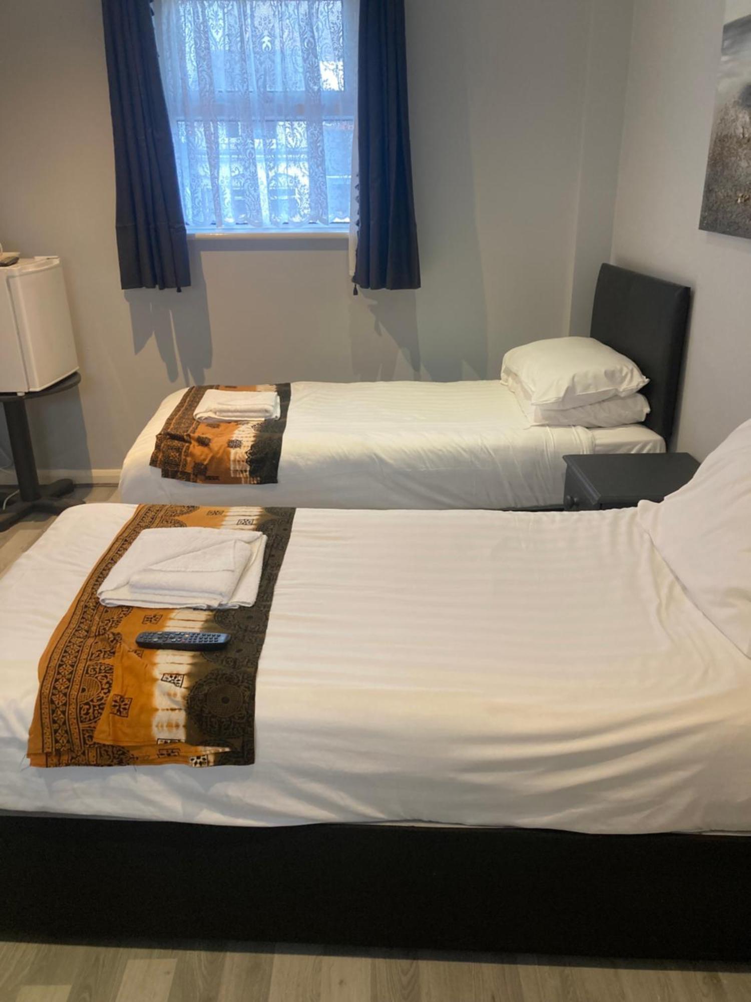 Abingdon Lodge Hotel Ryde  Buitenkant foto